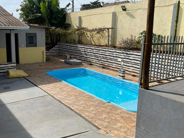 Casa 1 quarto e 1 banheiro, à venda, no bairro Conjunto Habitacional Mister Thomas em Londrina