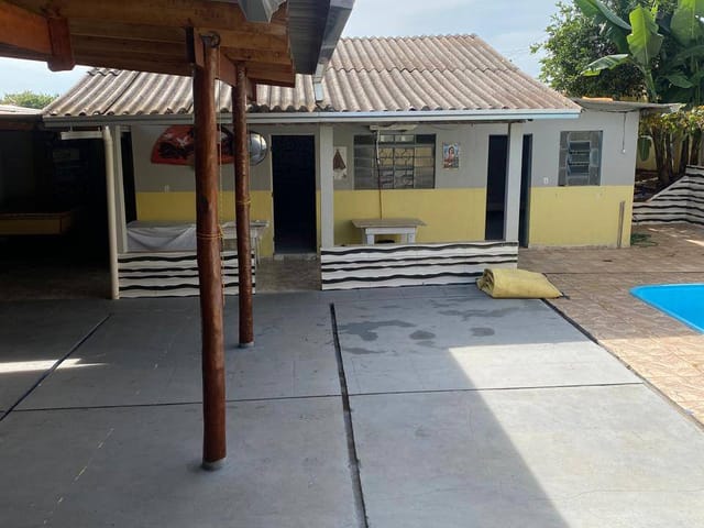 Casa 1 quarto e 1 banheiro, à venda, no bairro Conjunto Habitacional Mister Thomas em Londrina