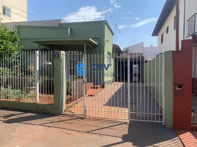 Casa com 396m² 3 quartos e 1 banheiro, à venda, no bairro Recreio em Londrina