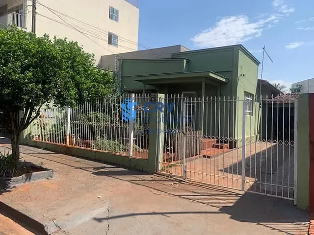 Casa com 396m² 3 quartos e 1 banheiro, à venda, no bairro Recreio em Londrina
