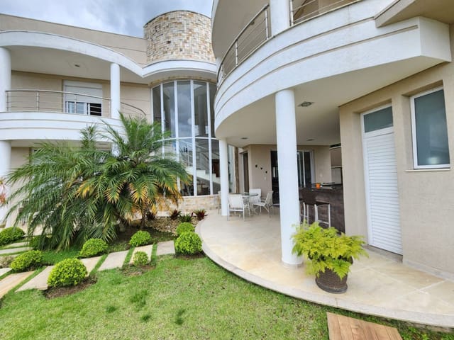 Casa com 700m² 4 quartos e 6 banheiros, à venda ou para alugar, no bairro Condomínio Reserva do Paratehy em São José dos Campos
