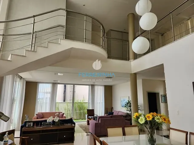 Casa com 700m² 4 quartos e 6 banheiros, à venda ou para alugar, no bairro Condomínio Reserva do Paratehy em São José dos Campos