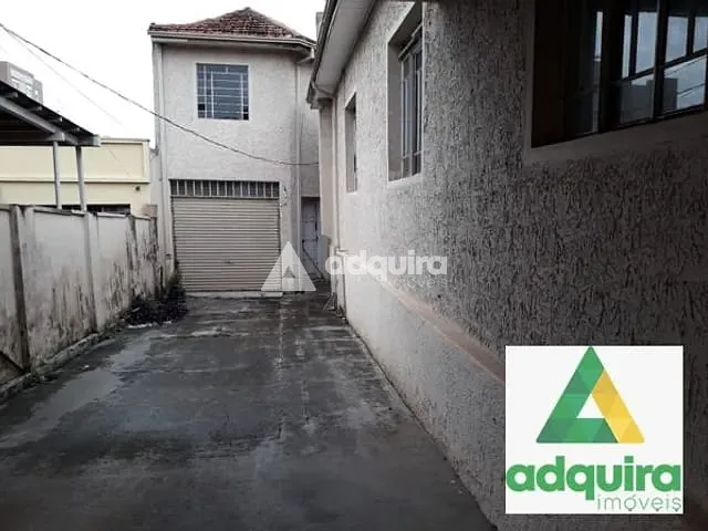 Casa com 250m² 3 quartos e 1 banheiro, à venda, no bairro Centro em Ponta Grossa