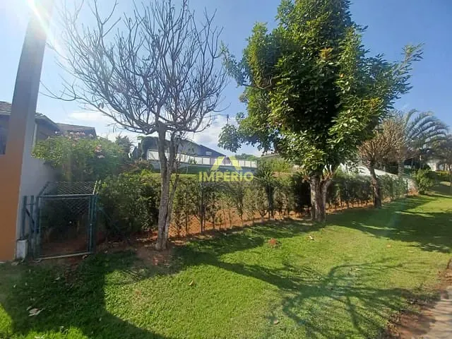 Casa com 1107m² 3 quartos e 2 banheiros, à venda, no bairro Terras de Mont Serrat em Salto