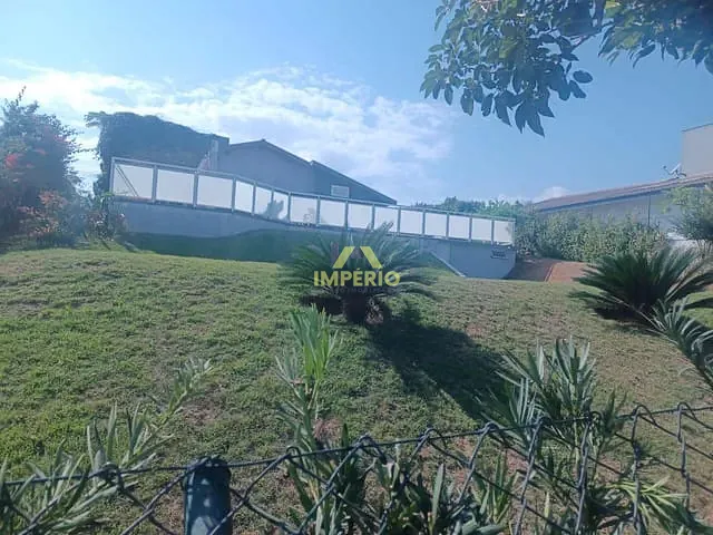 Casa com 1107m² 3 quartos e 2 banheiros, à venda, no bairro Terras de Mont Serrat em Salto