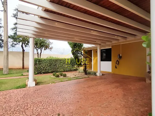 Casa com 318m² 3 quartos e 4 banheiros, à venda, no bairro Jardim Redentor em São José do Rio Preto