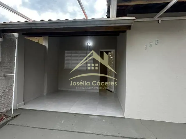 Casa com 180m² 2 quartos e 1 banheiro, à venda, no bairro Recanto dos Pássaros em Cuiabá