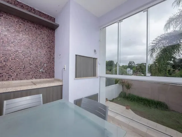 Casa 3 quartos e 3 banheiros, para alugar, no bairro Santa Felicidade em Curitiba