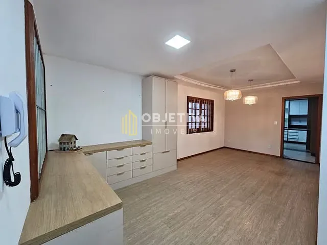 Casa com 360m² 3 quartos e 4 banheiros, à venda, no bairro Hamburgo Velho em Novo Hamburgo