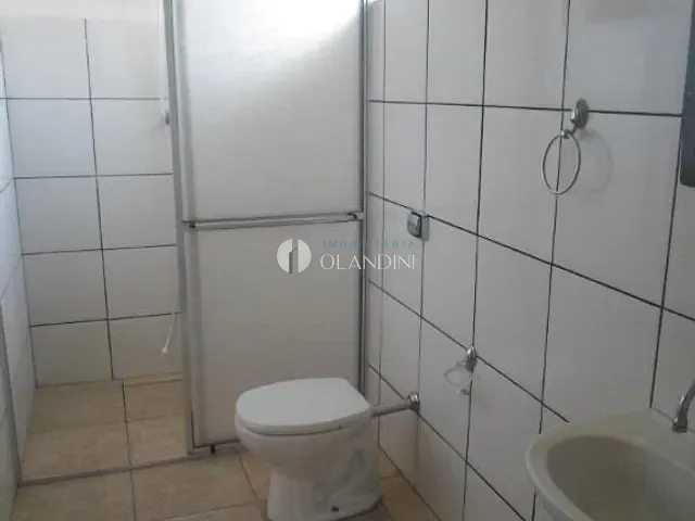 Casa com 200m² 3 quartos e 1 banheiro, à venda, no bairro Jardim Leonor em Artur Nogueira