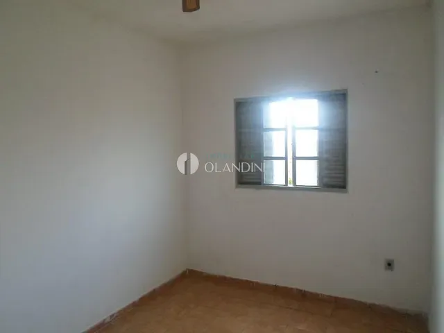 Casa com 200m² 3 quartos e 1 banheiro, à venda, no bairro Jardim Leonor em Artur Nogueira