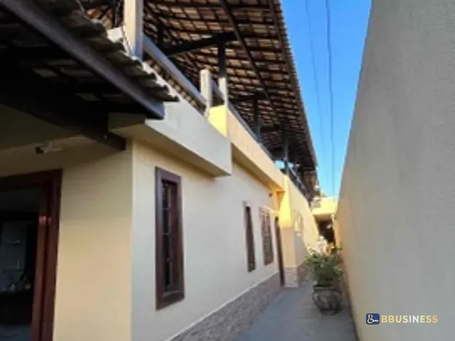 Casa com 450m² 4 quartos e 3 banheiros, à venda, no bairro Parque Turf Club em Campos dos Goytacazes