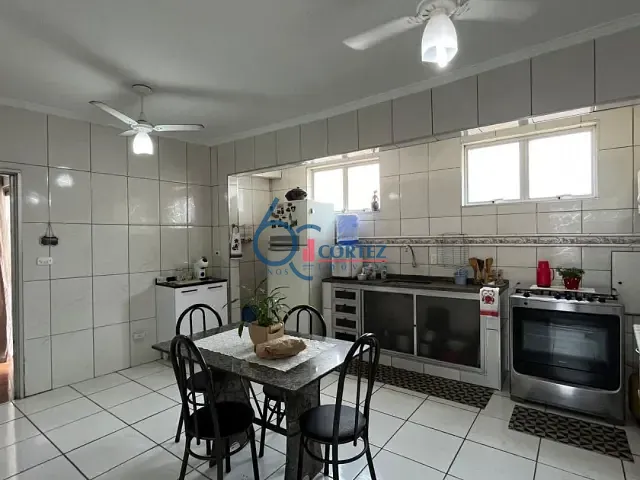 Casa com 151m² 3 quartos e 2 banheiros, à venda, no bairro Centro em Rio Claro