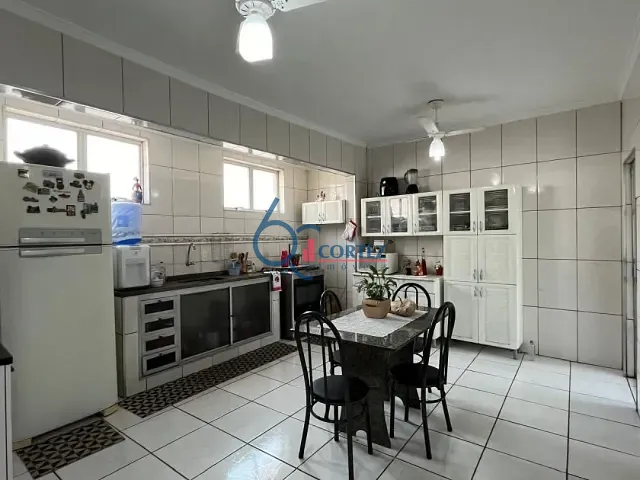Casa com 151m² 3 quartos e 2 banheiros, à venda, no bairro Centro em Rio Claro