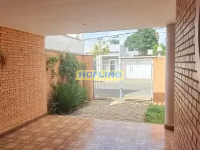 Casa com 660m² 4 quartos e 4 banheiros, para alugar, no bairro Cidade Jardim em Rio Claro