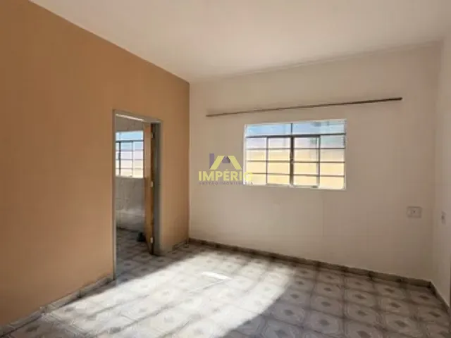 Casa com 307m² 3 quartos e 1 banheiro, à venda, no bairro Jardim Elizabeth em Salto