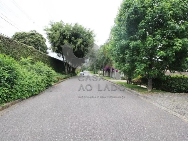 Casa 5 quartos e 14 banheiros, à venda, no bairro Campo Comprido em Curitiba