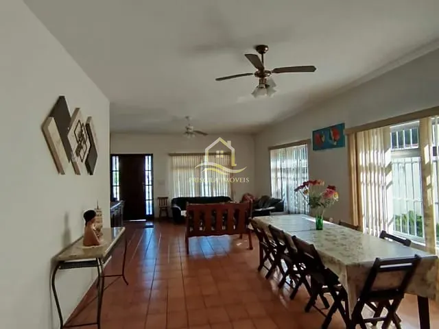 Casa com 744m² 3 quartos e 4 banheiros, à venda, no bairro Boraceia em Bertioga