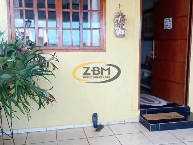 Casa com 300m² 4 quartos e 3 banheiros, à venda, no bairro Jardim Riviera em Cambé