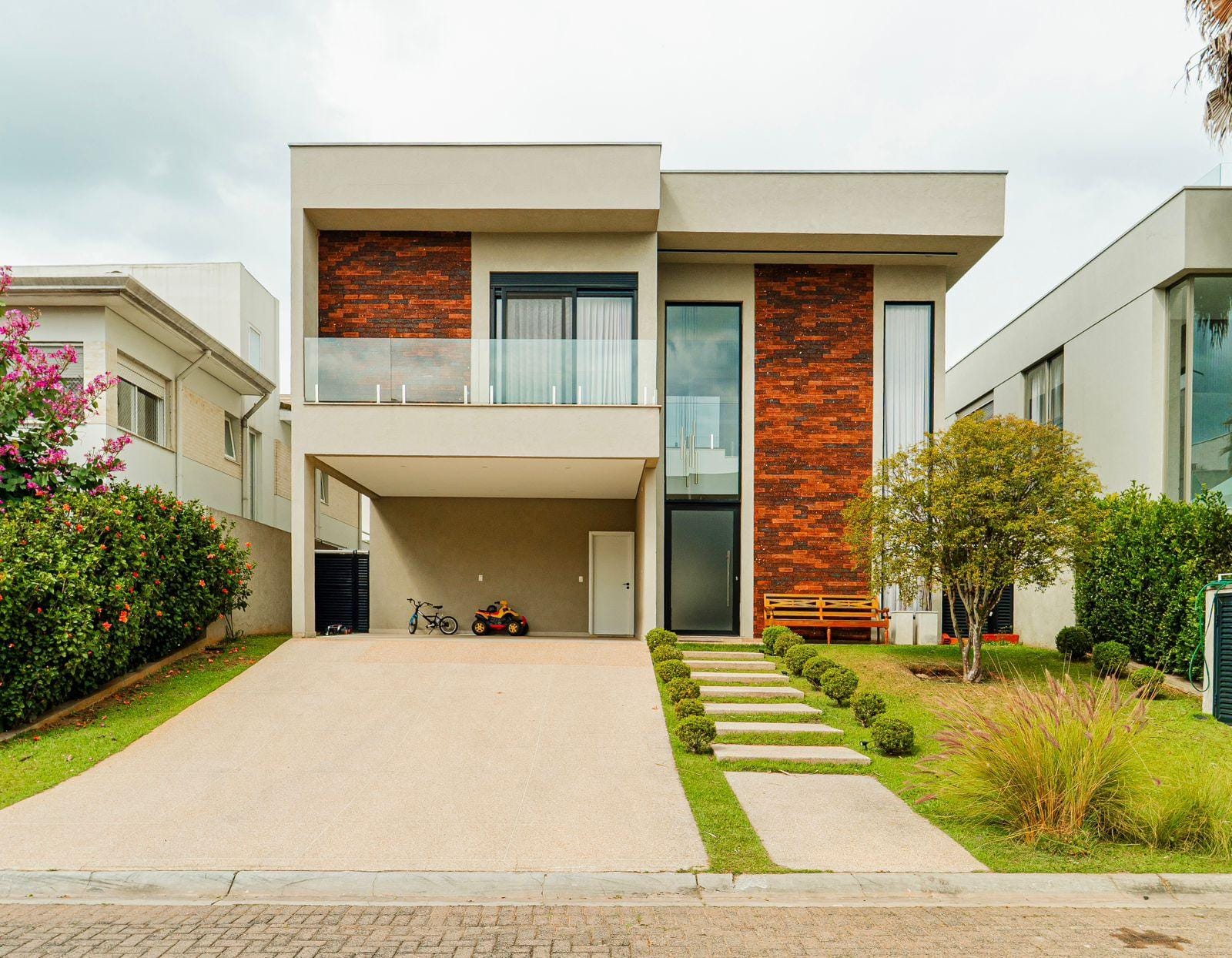 Casa em Tamboré — foto 1