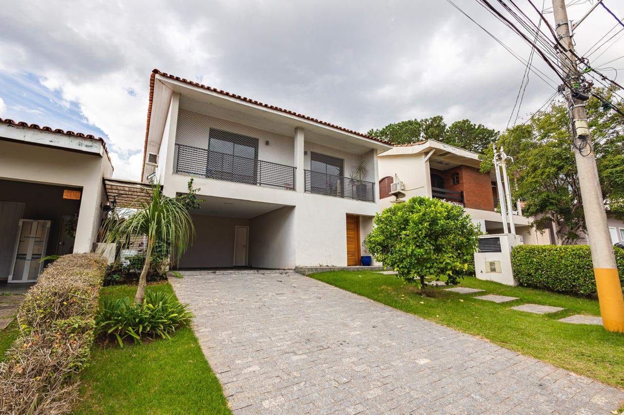 Casa em Alphaville — foto 1