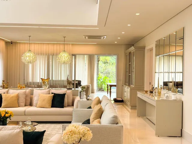 Casa com 765m² 4 quartos e 6 banheiros, à venda, no bairro Alphaville em Santana de Parnaíba