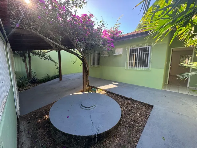 Casa com 300m² 2 quartos e 1 banheiro, para alugar, no bairro Lagoa em Macaé