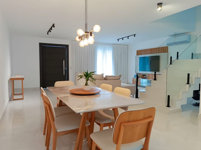 Casa 4 quartos e 6 banheiros, à venda, no bairro Recreio dos Bandeirantes em Rio de Janeiro
