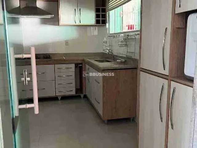 Casa 3 quartos e 3 banheiros, à venda, no bairro Parque Rosário em Campos dos Goytacazes