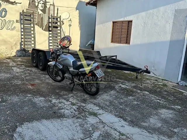 Casa 3 quartos e 1 banheiro, à venda, no bairro Adriana Parque em Anápolis