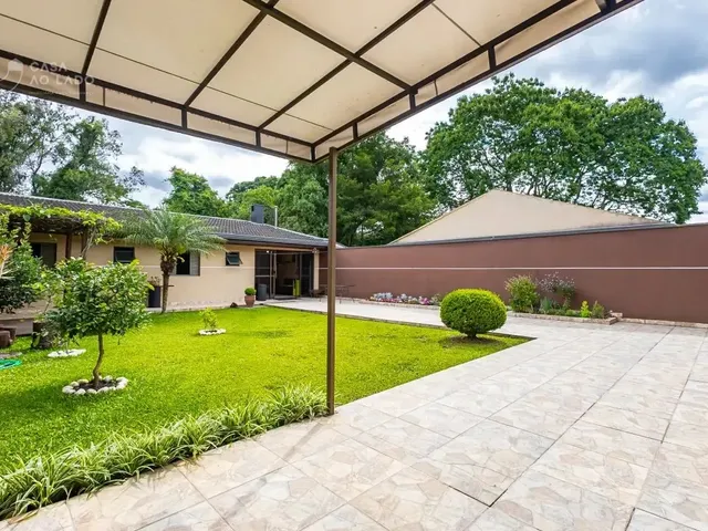 Casa 5 quartos e 6 banheiros, para alugar, no bairro São Lourenço em Curitiba