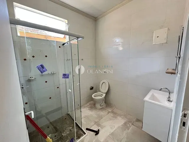 Casa com 370m² 3 quartos e 1 banheiro, para alugar, no bairro Parque Orlando Correa Barbosa em Artur Nogueira