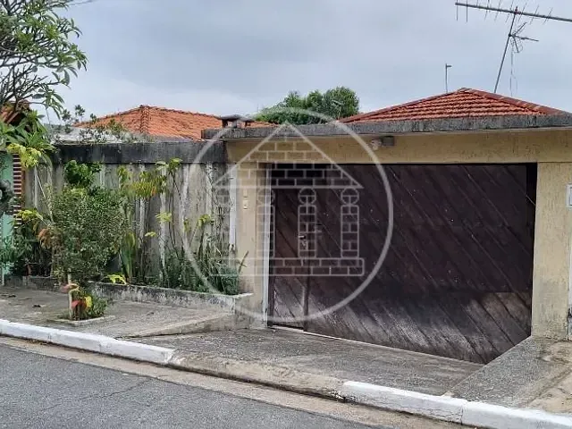 Casa com 250m² 3 quartos e 2 banheiros, à venda, no bairro Interlagos em São Paulo