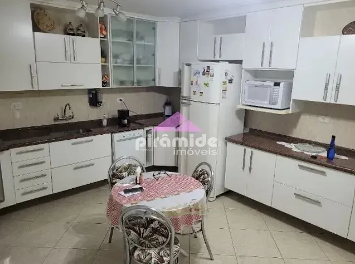 Casa, 3 quartos, 180 m² - Foto 11