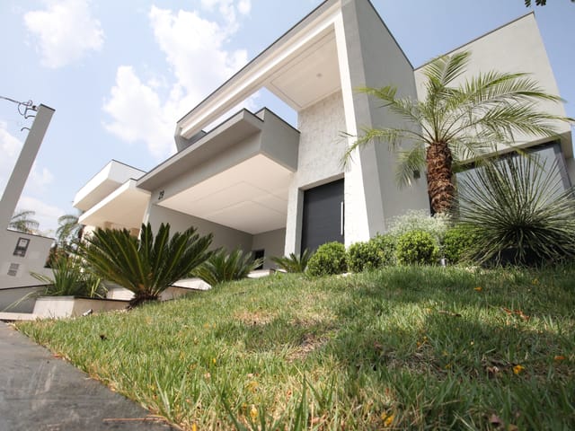 Casa com 370m² 3 quartos e 4 banheiros, à venda, no bairro Jardim Santo André em São João da Boa Vista