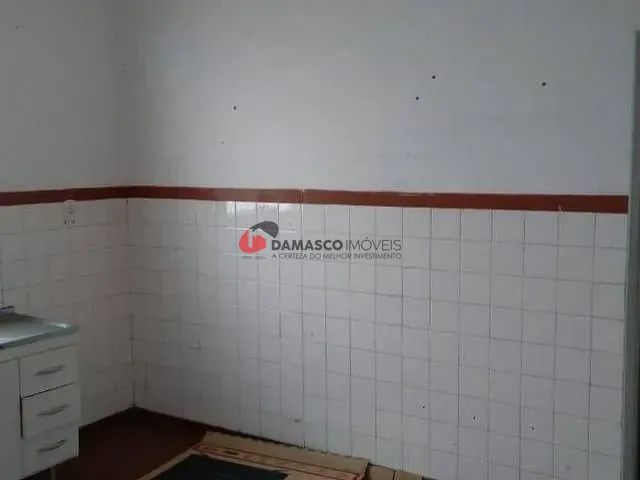 Casa com 470m² 3 quartos e 1 banheiro, à venda, no bairro Osvaldo Cruz em São Caetano do Sul