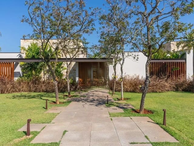 Casa com 2461m² 4 quartos e 8 banheiros, à venda, no bairro Loteamento Residencial Parque Terras de Santa Cecília em Itu