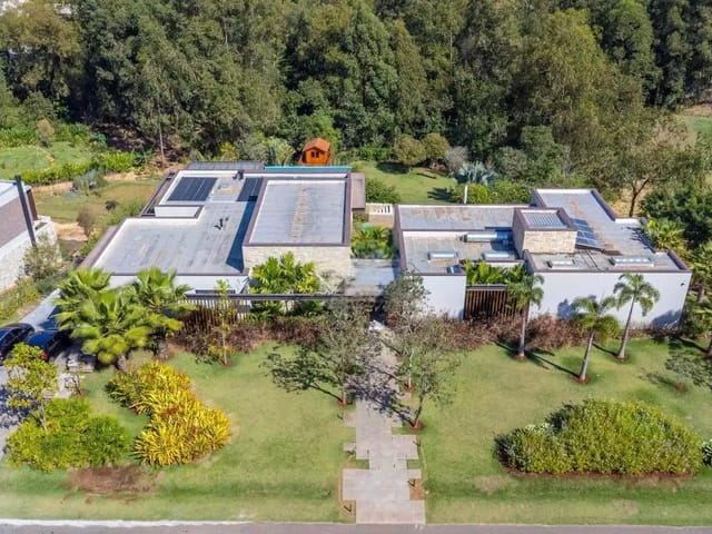 Casa com 2461m² 4 quartos e 8 banheiros, à venda, no bairro Loteamento Residencial Parque Terras de Santa Cecília em Itu