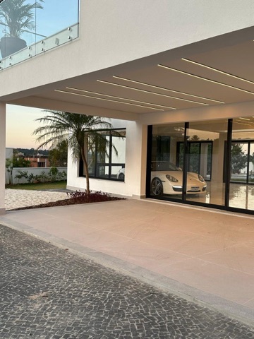 Casa com 1300m² 4 quartos e 6 banheiros, à venda, no bairro Itupeva  em Itupeva