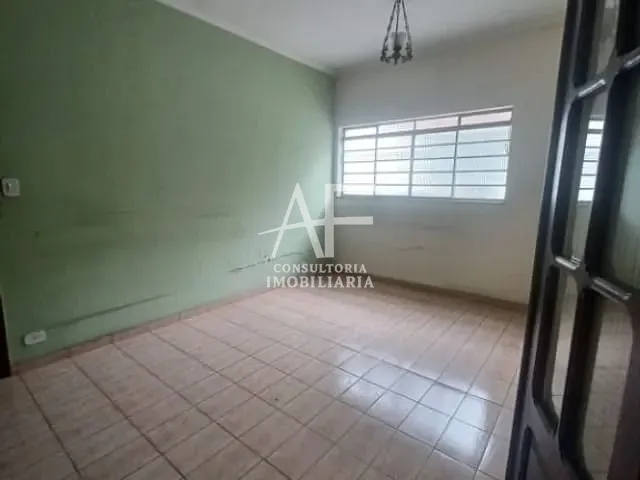Casa com 330m², à venda ou para alugar, no bairro Jardim Santa Cruz em Taubaté