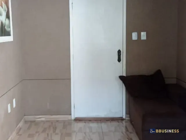 Casa com 120m² 2 quartos e 2 banheiros, à venda, no bairro Parque Tropical em Campos dos Goytacazes