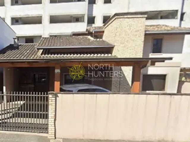 Casa com 160m² 4 quartos e 2 banheiros, à venda, no bairro Costa e Silva em Joinville