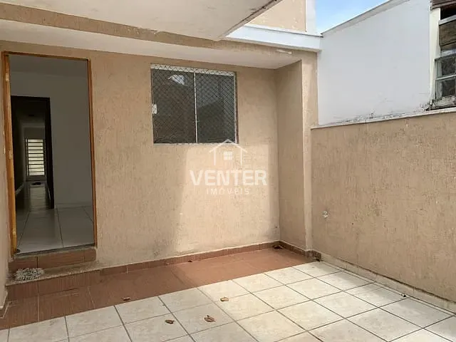 Casa com 125m² 2 quartos e 2 banheiros, à venda ou para alugar, no bairro Vila das Jabuticabeiras em Taubaté