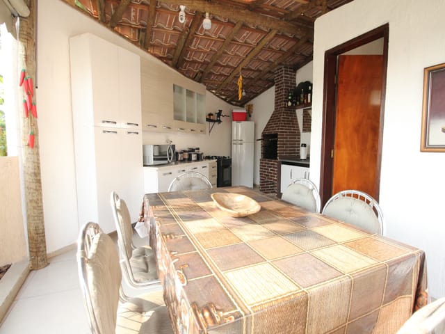 Casa com 260m² 1 quarto e 2 banheiros, à venda, no bairro Jardim das Rosas em São João da Boa Vista