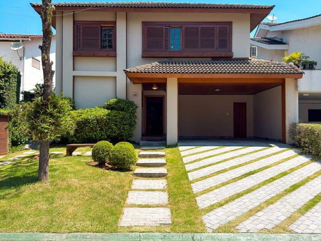 Casa com 360m² 4 quartos e 5 banheiros, à venda, no bairro Alphaville em Santana de Parnaíba
