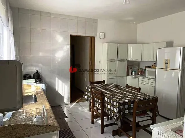 Casa com 144m² 3 quartos e 1 banheiro, à venda, no bairro Santa Paula em São Caetano do Sul
