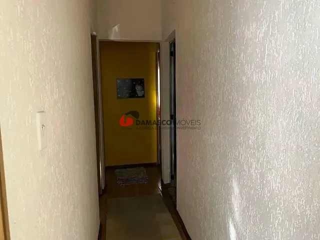 Casa com 144m² 3 quartos e 1 banheiro, à venda, no bairro Santa Paula em São Caetano do Sul