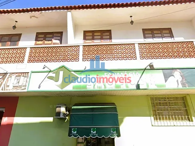 Casa 4 quartos e 2 banheiros, à venda, no bairro Centro em Rio Claro