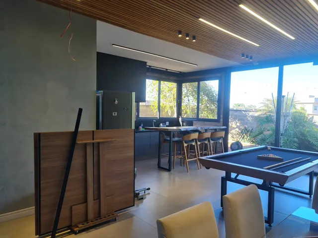 Casa com 810m² 3 quartos e 4 banheiros, à venda, no bairro Jardim União em Cambé