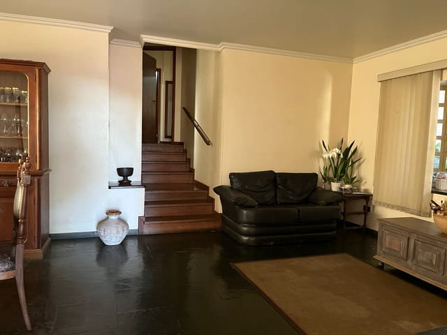 Casa 3 quartos e 2 banheiros, à venda, no bairro Jardim Alvorada em Cambé